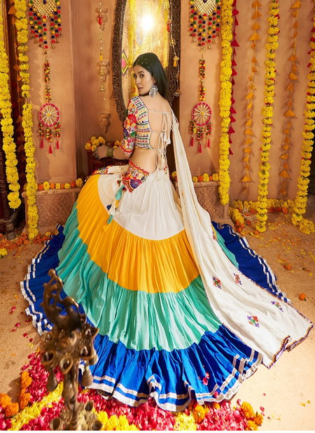 Raas Vol 21 By Shubhkala Designer Navratri Chaniya Choli Wholesale Clothing Distributor In India